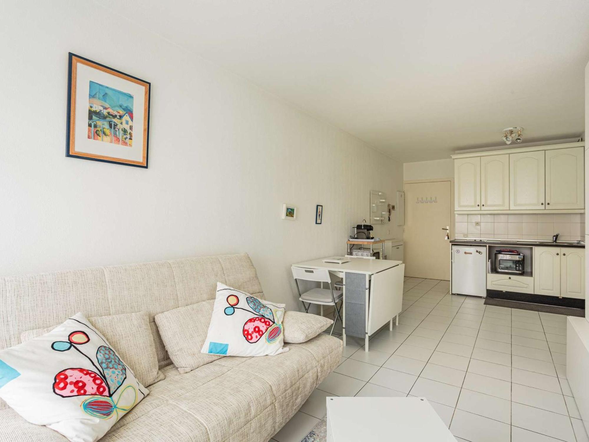 Appartement A 200 M De La Plage Avec Terrasse Et Parking, Au Coeur Des Commerces Et Restaurants - Fr-1-2-426 Hendaye Exteriör bild