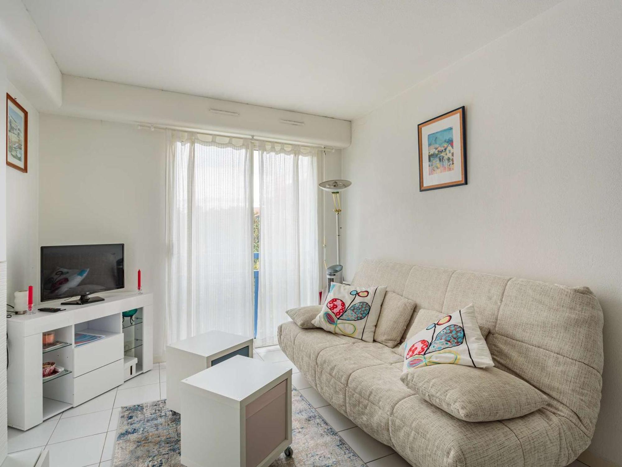 Appartement A 200 M De La Plage Avec Terrasse Et Parking, Au Coeur Des Commerces Et Restaurants - Fr-1-2-426 Hendaye Exteriör bild