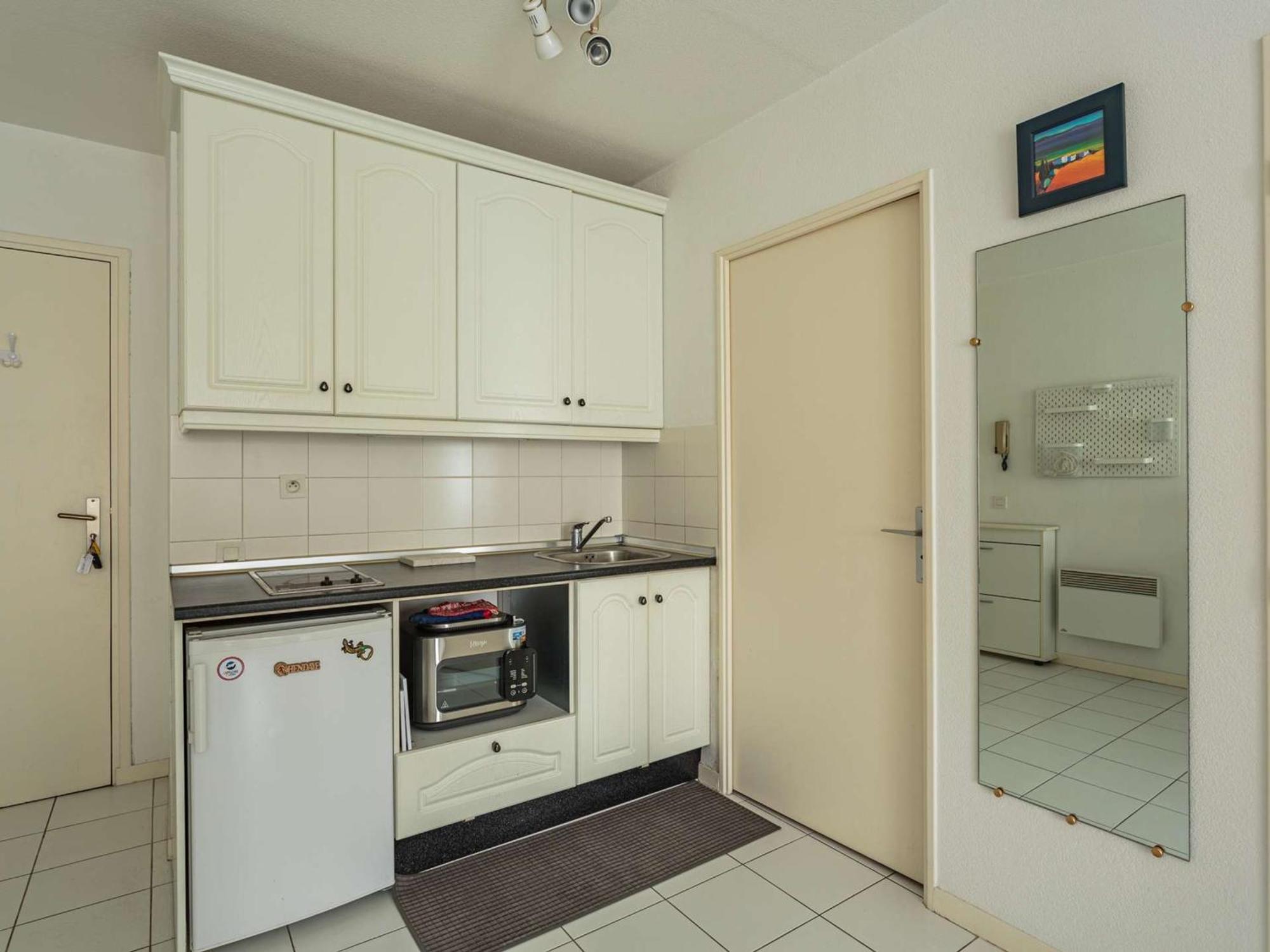 Appartement A 200 M De La Plage Avec Terrasse Et Parking, Au Coeur Des Commerces Et Restaurants - Fr-1-2-426 Hendaye Exteriör bild